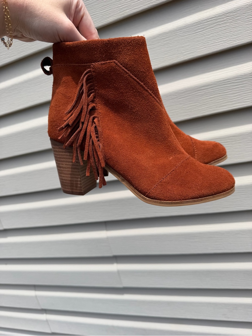 NEW Toms Rust Suede Fringe Ankle Booties